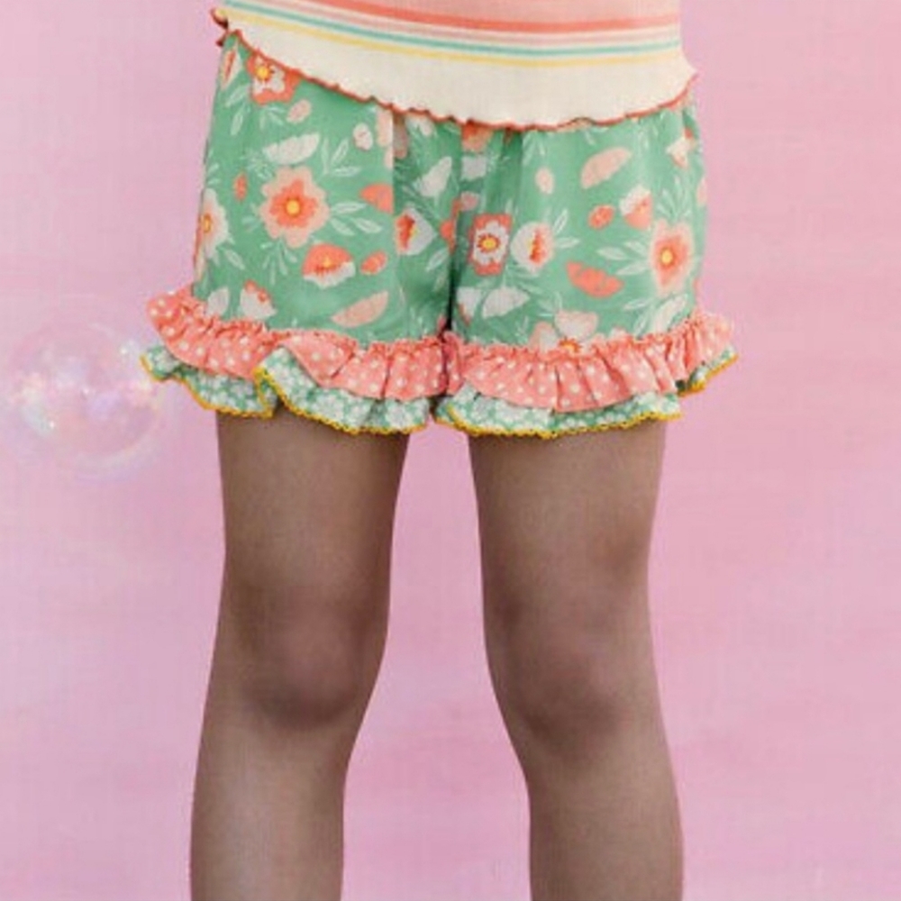 NWT Matilda Jane Fun House Shorts, Size 16